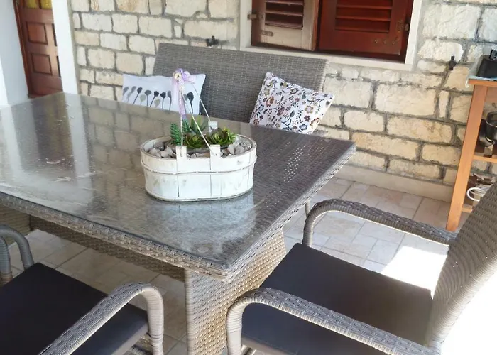 House Bjedov 포블랴