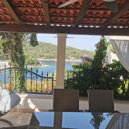 House Bjedov Povlja (Brac)