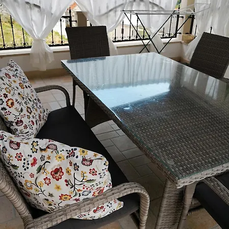 Apartment House Bjedov Povlja (Brac)
