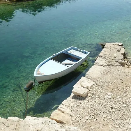 Apartment House Bjedov Povlja (Brac)